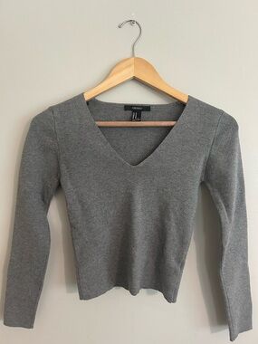 Forever 21 Charcoal Gray V-Neck Ribbed Knit Top